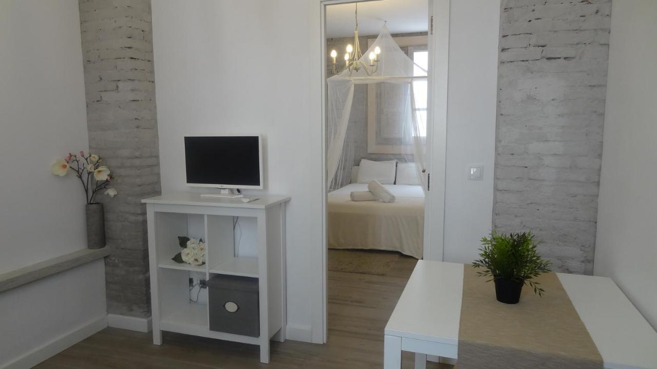 Suites By Eric Olsan Valencia Exteriör bild