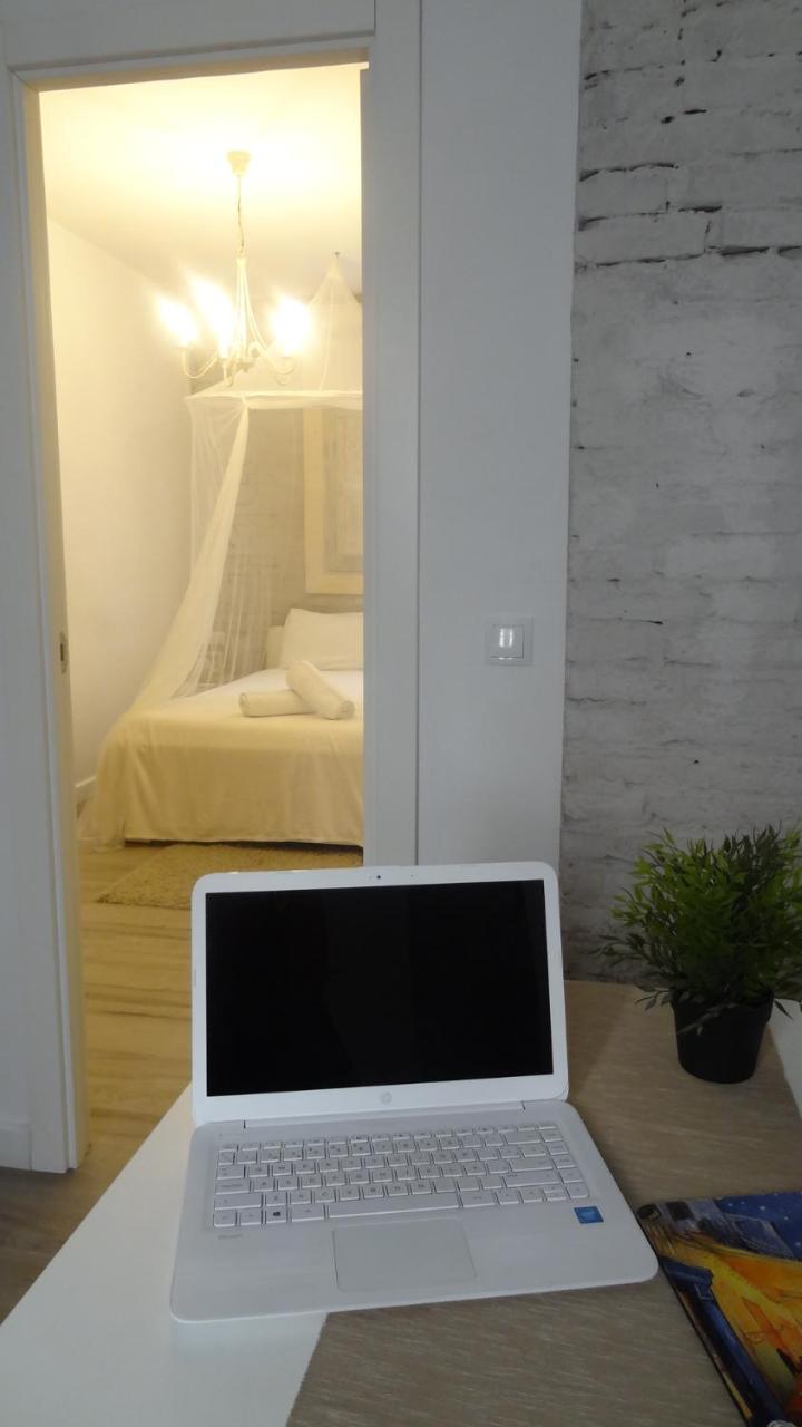 Suites By Eric Olsan Valencia Exteriör bild