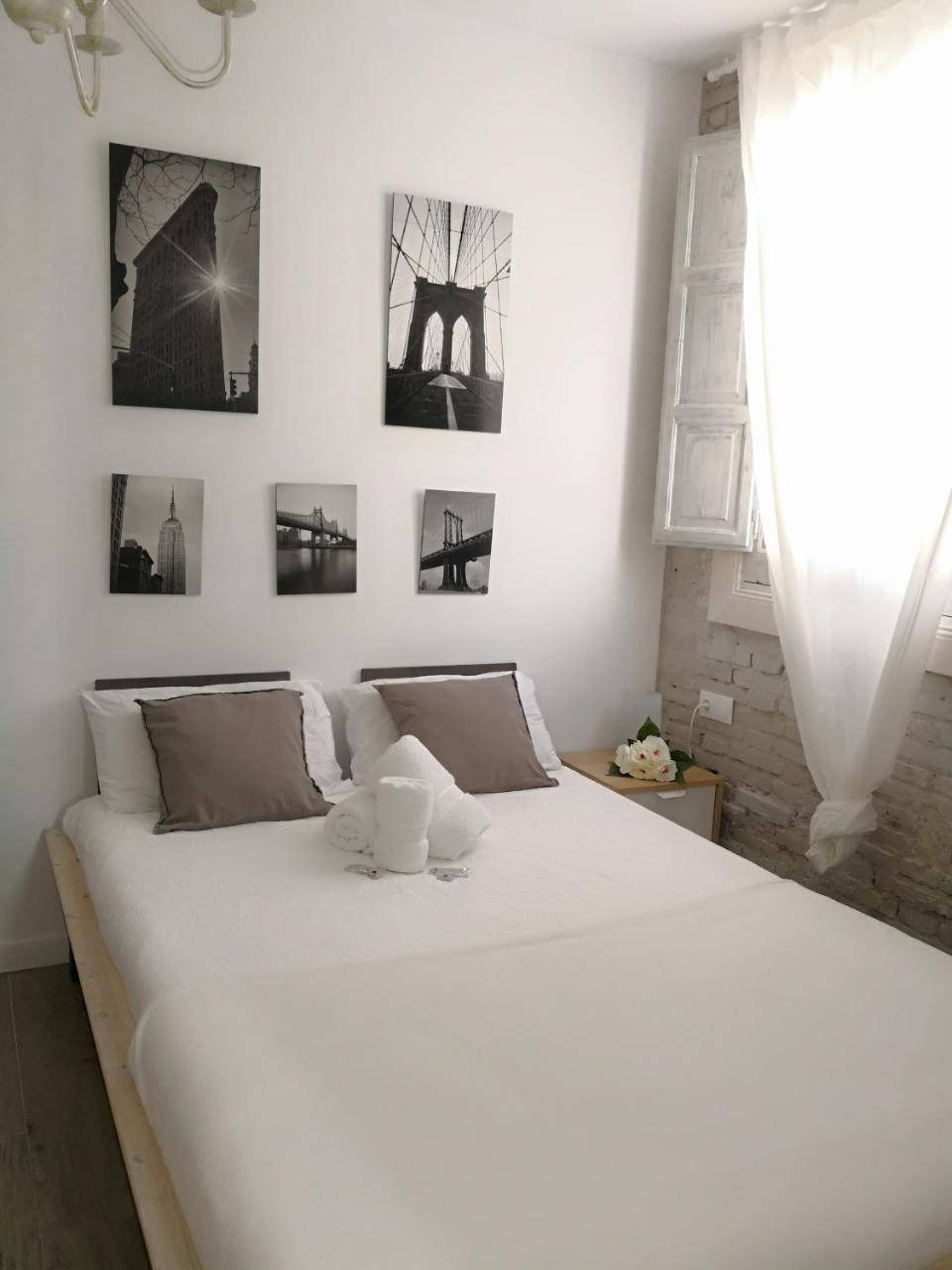 Suites By Eric Olsan Valencia Exteriör bild